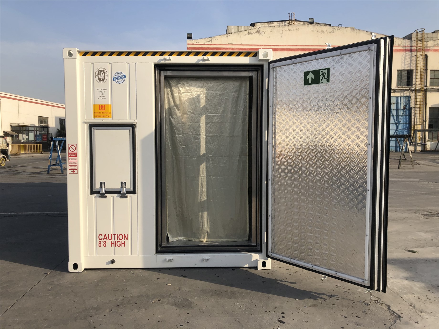 Nos 1er containers frigorifiques 20 UltraFreezers arrivent en France pour être loués !1